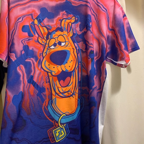 trippy scooby doo shirt